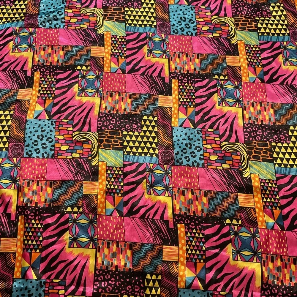 Broadus Collection by Shante & Snoop Silky Headwrap Scarf Vibrant Geometric